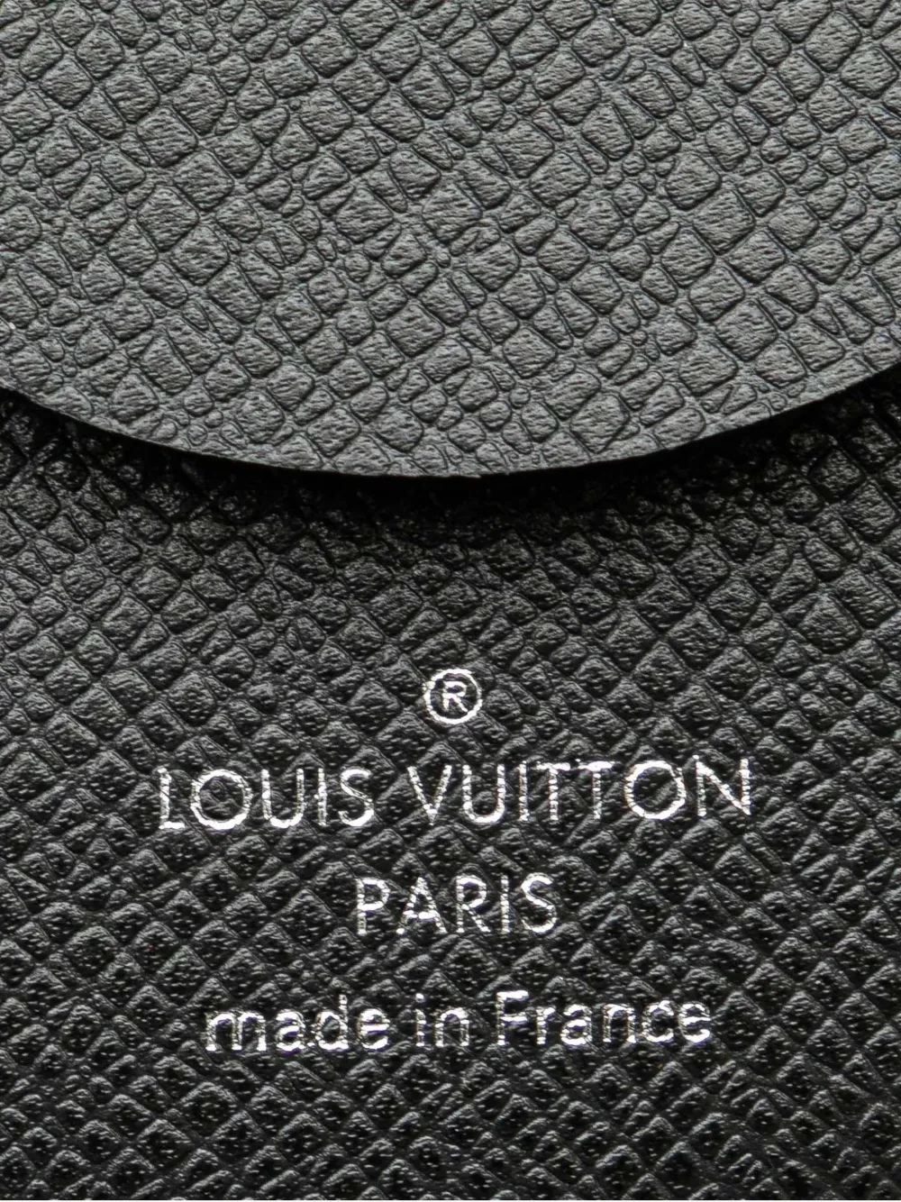 Pre-owned Louis Vuitton 2017 Taiga Porte Monnaie Cuvette Purse Coin Pouch In Black