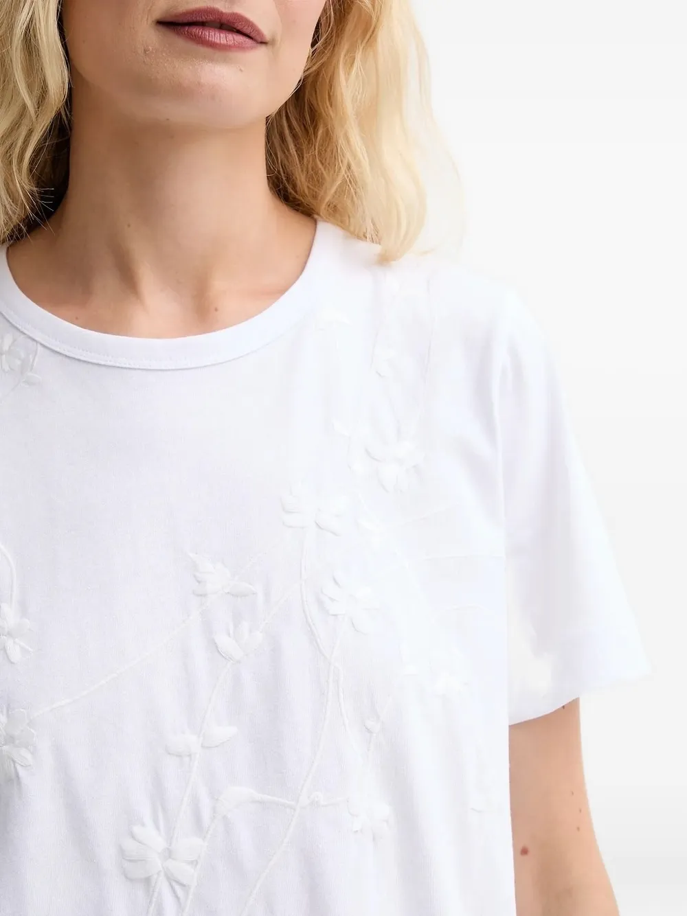 Munthe Embroidered-floral T-shirt In White