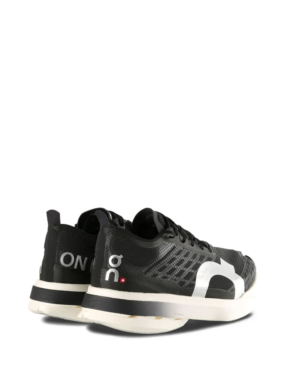 On Running Cloudboom Strike sneakers Black