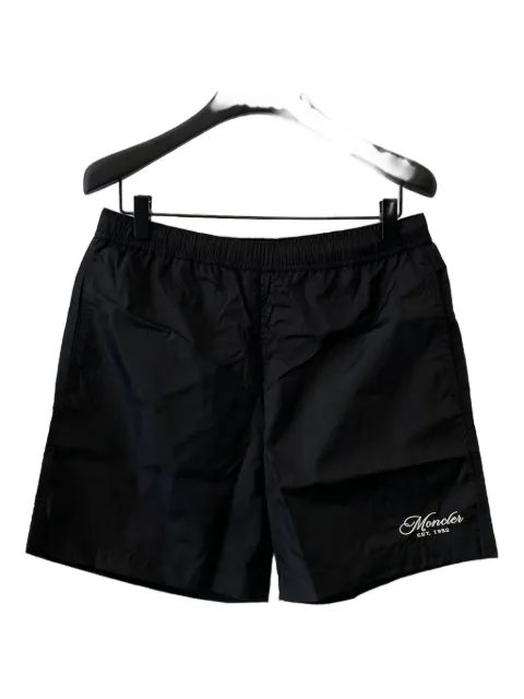 Moncler shorts de playa con detalle del logo