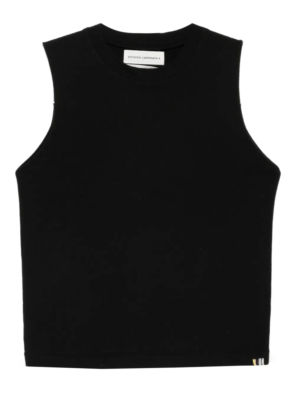 round-neck sleeveless vest