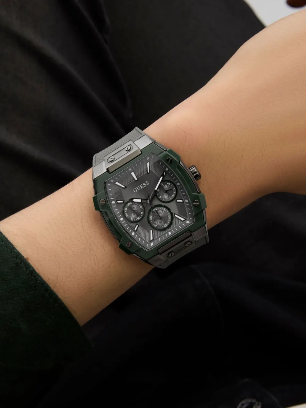 GUESS USA Multifunctionele roestvrijstalen horloge 44 mm - Grijs