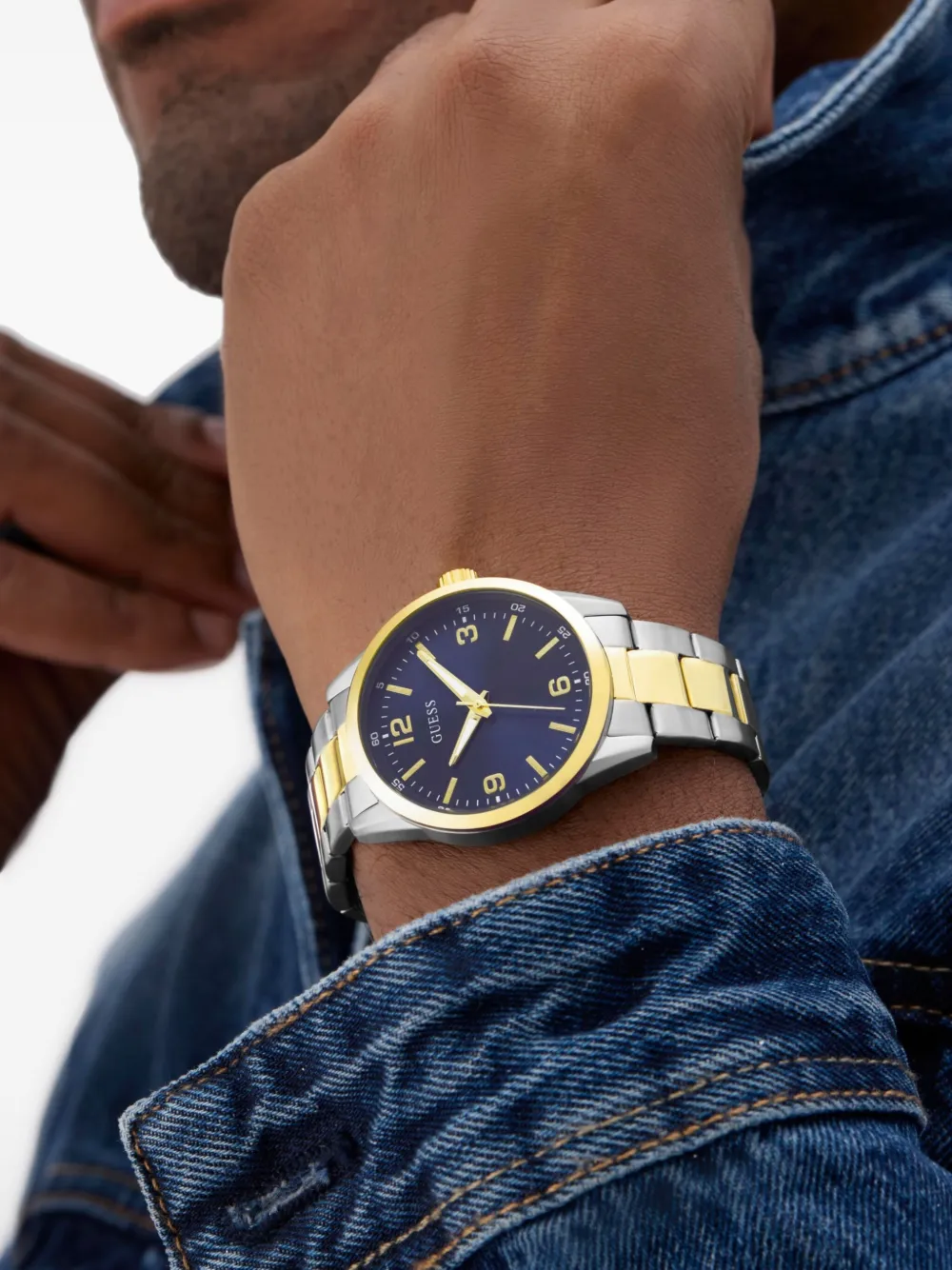 GUESS USA reloj de 40mm en acero inoxidable | Image 2