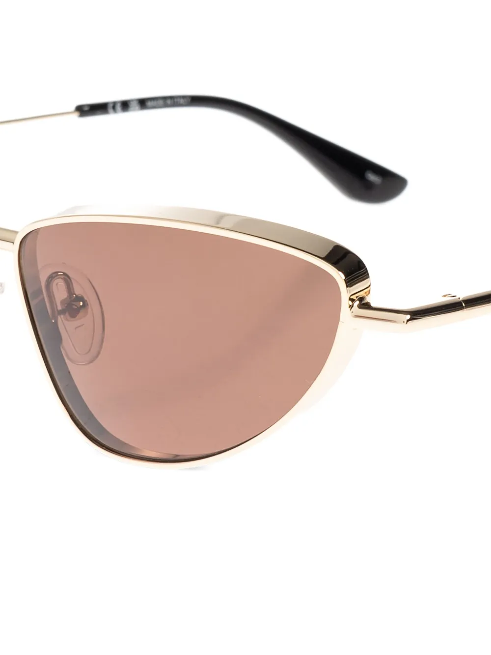 Alexander McQueen Eyewear T-bar Soft cat-eye sunglasses - Geel