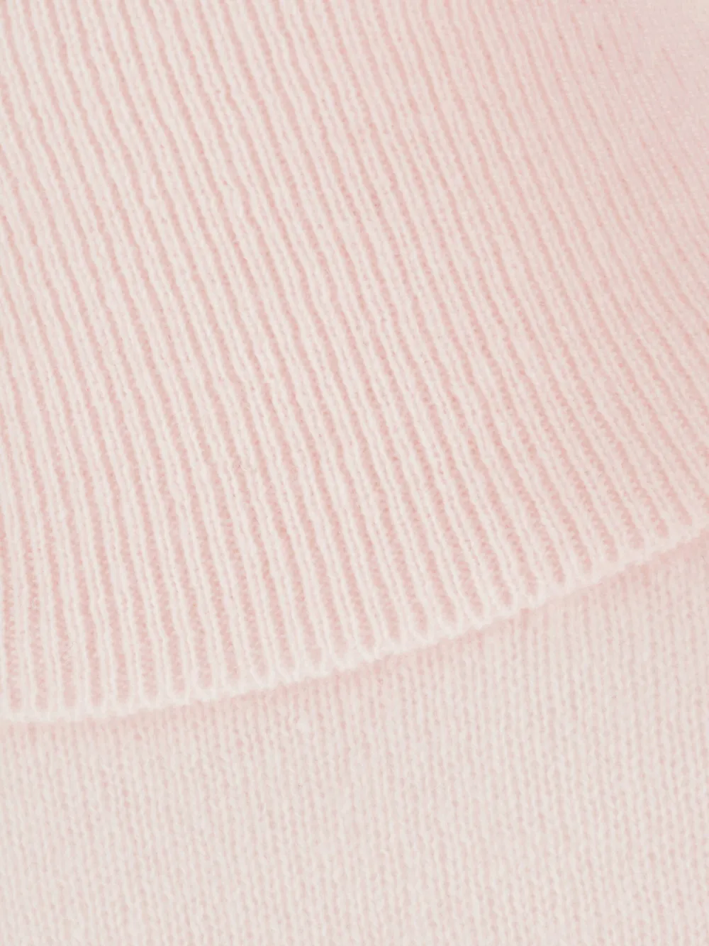 Vanisé Turtleneck Sweater In Pink