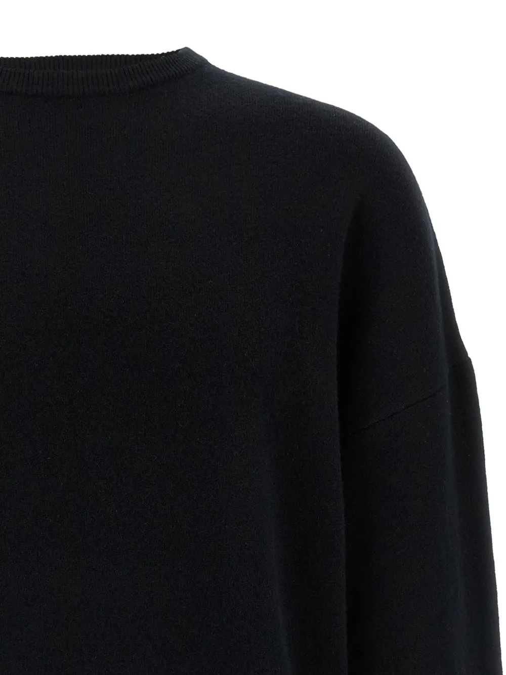 extreme cashmere Trui met ronde hals en cuffs Zwart