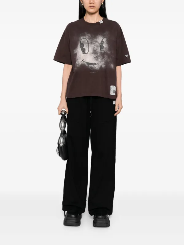 Maison MIHARA YASUHIRO graphic-print T-shirt | Brown | FARFETCH