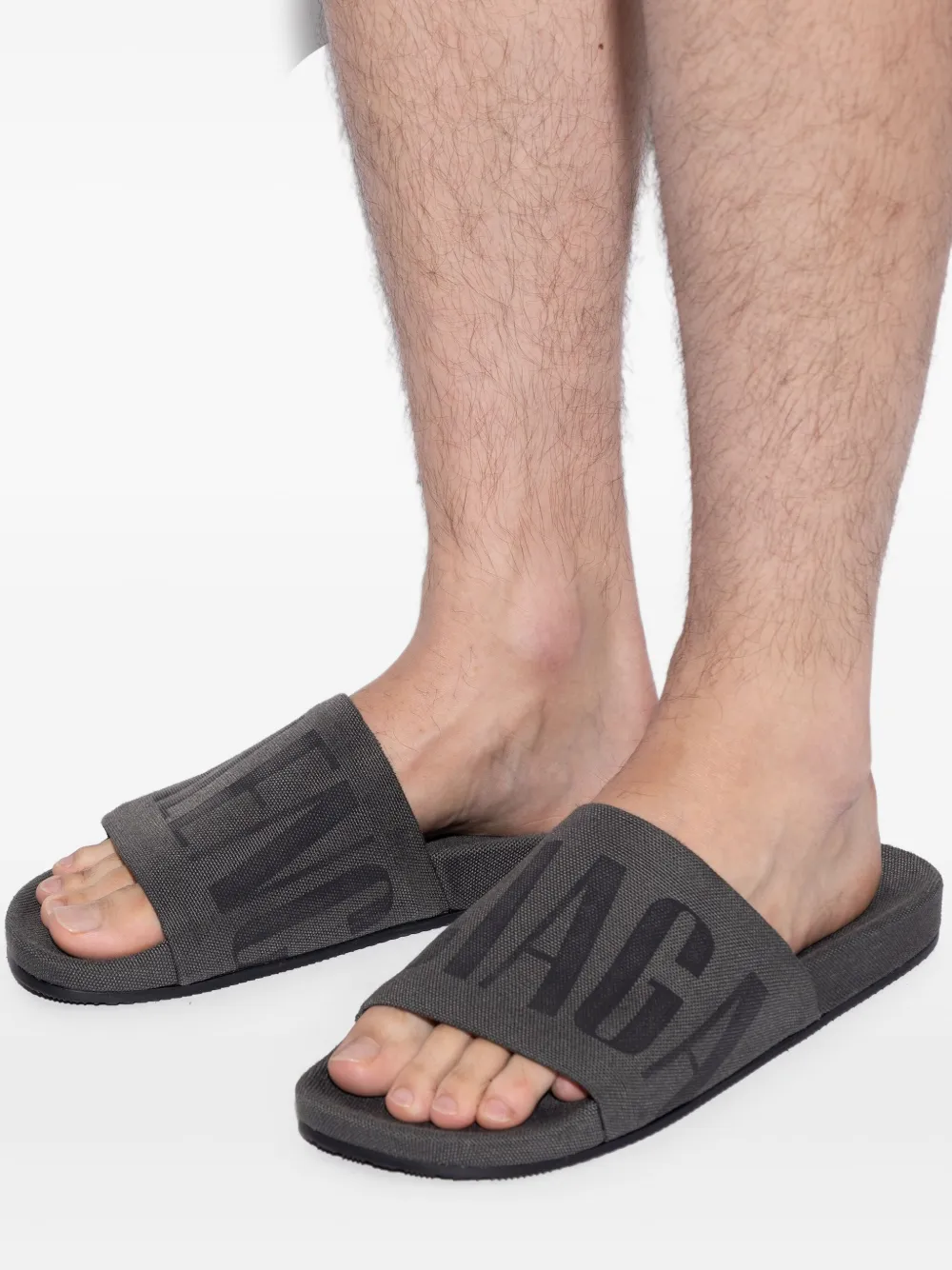 Balenciaga Slippers met logoprint Grijs