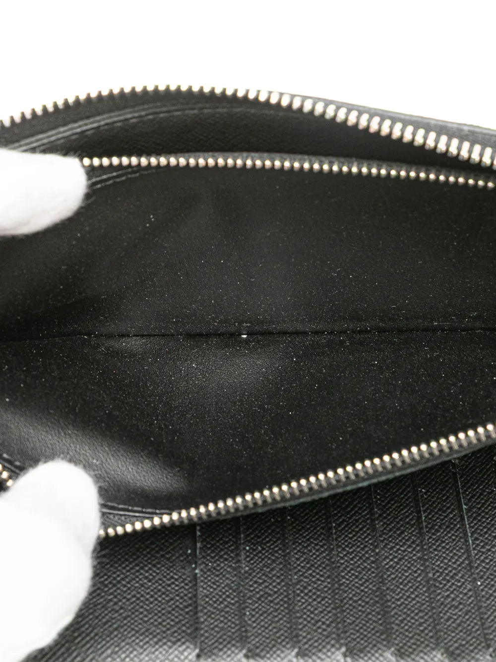 Pre-owned Louis Vuitton 2018 Taiga Zippy Vertical Wallet Long Wallets In Black