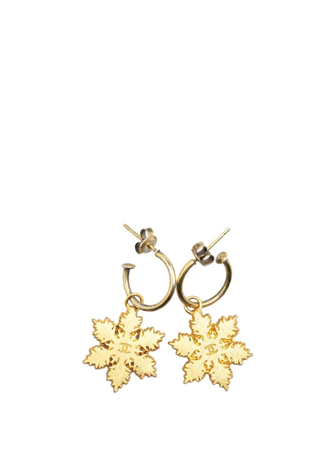CHANEL Pre-Owned 2001 Gold Plated Snowflakes Hoop Push Back Earrings costume earrings