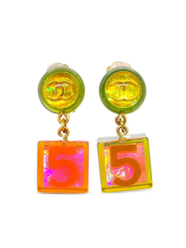 CHANEL Pre-Owned 1997 キューブ ピアス | ゴールドトーン CHANEL Pre-Owned 1997 キューブ ピアス | ゴールドトーン