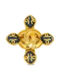 CHANEL Pre-Owned 1995 cross brooch pin - Gold