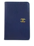 CHANEL Pre-Owned 2000 leather passport case - Blue
