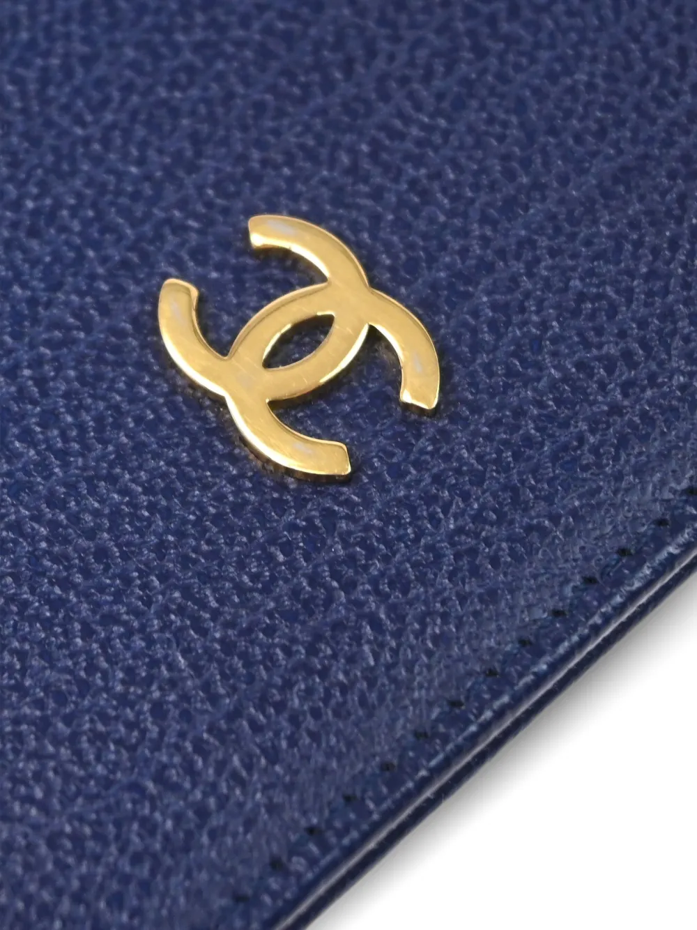 Pre-owned Chanel 2000 Leather Passport Case In Blue