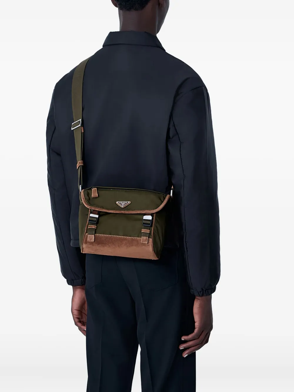 Prada logo messenger bag Bruin