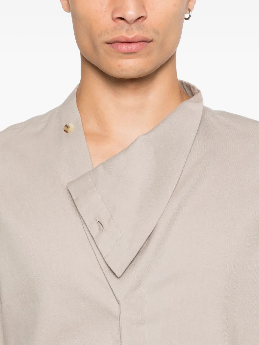 Rick Owens Overhemd met hoge hals Beige