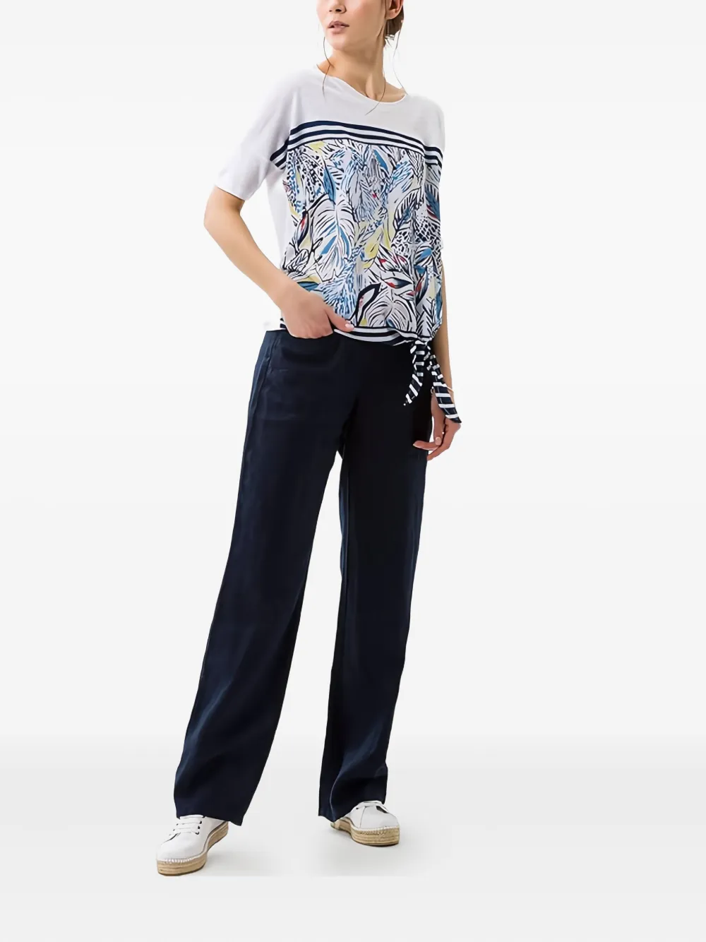Brax Farina Buttoned Trousers In Blue