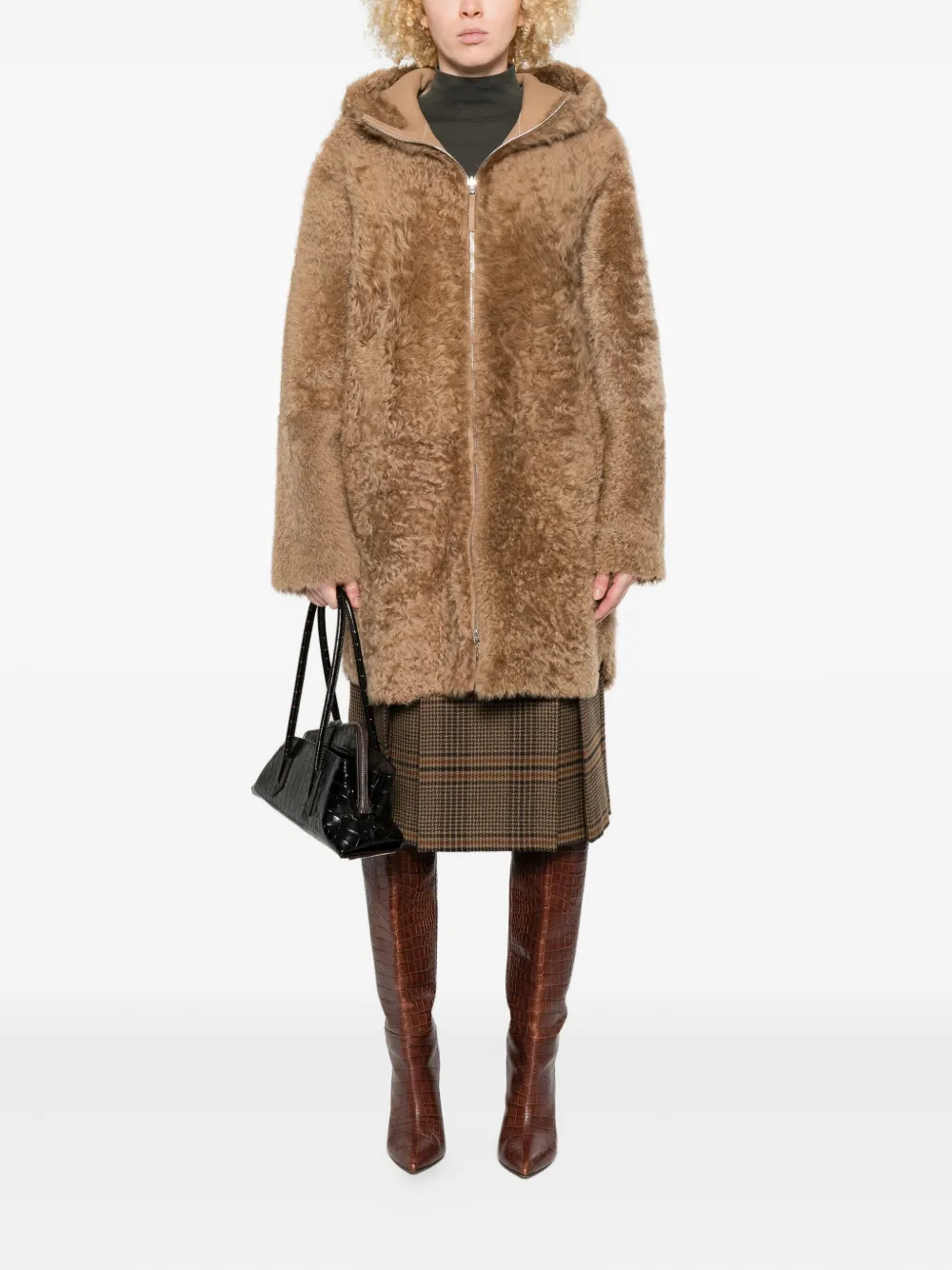 Utzon Joli hooded shearling coat | Single Breasted Coats | Image 2