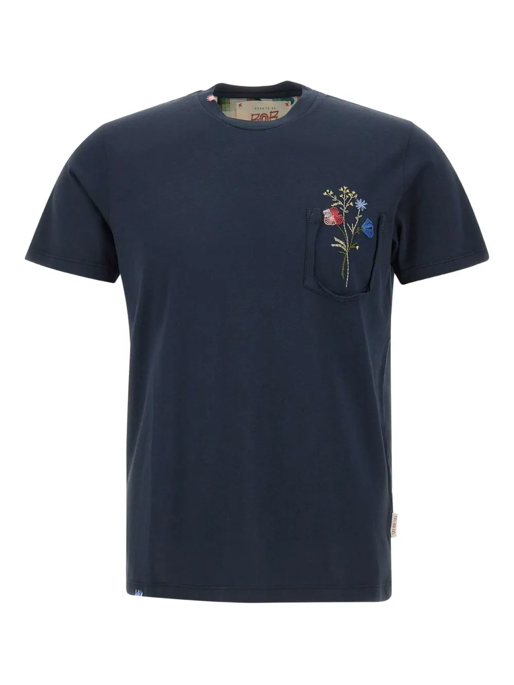 embroidered-pocket T-shirt
