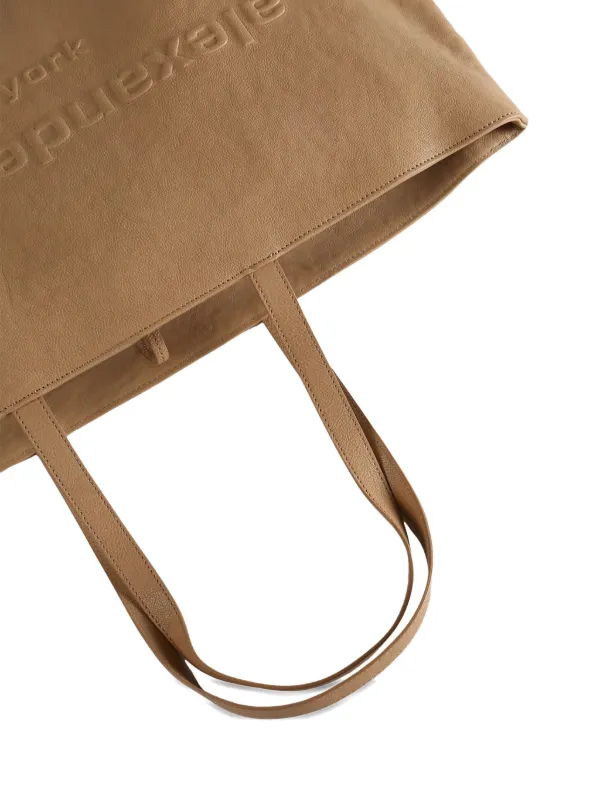 Alexander Wang embossed-logo Tote Bag | ブラウン | FARFETCH JP
