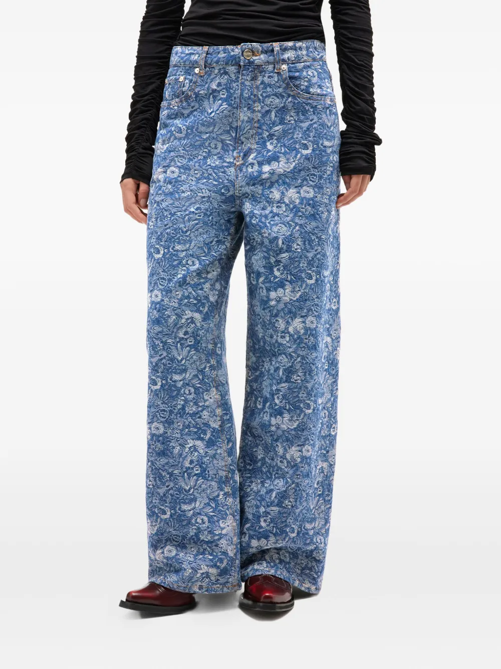 Ganni Weite Jeans Mit Blumen-print In Blue