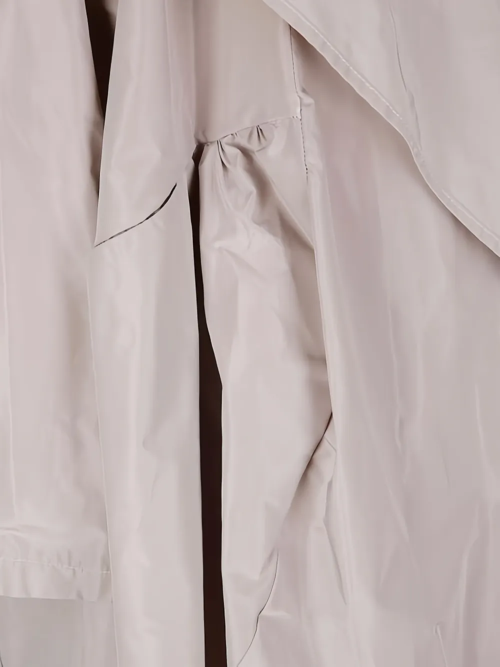 Hira Hooded Oversized Trench Coat In Pink