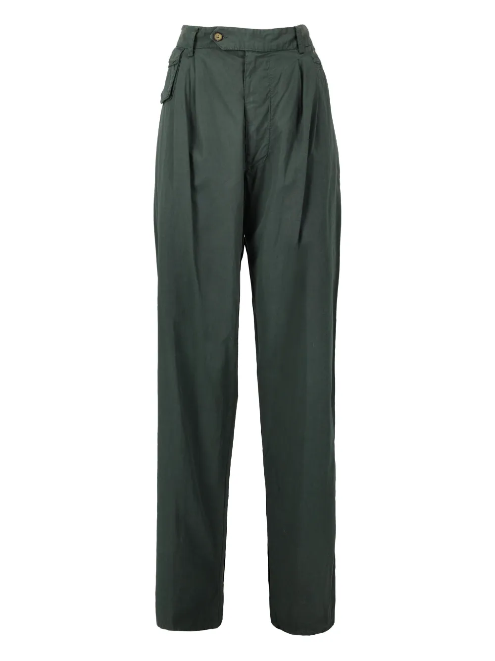 pleated trousers