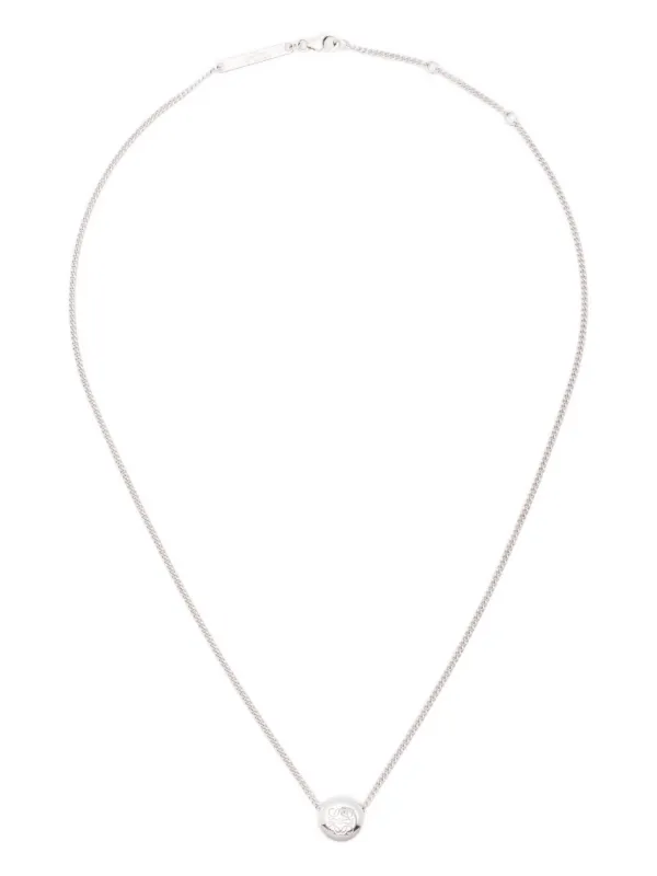 LOEWE アナグラム ペンダント ネックレス シルバー LOEWE アナグラム ネックレス | シルバートーン | FARFETCH JP