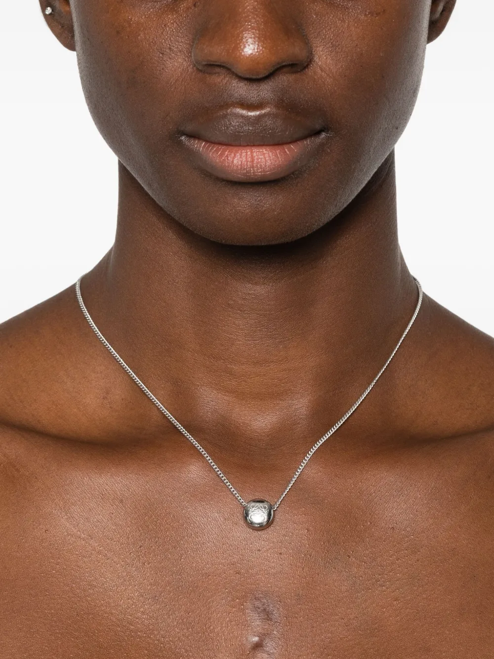 Loewe Anagram-pendant Necklace In Metallic