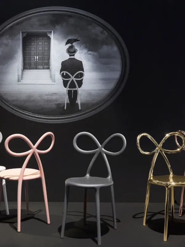 Qeeboo Ribbon Chair | Black | FARFETCH GR