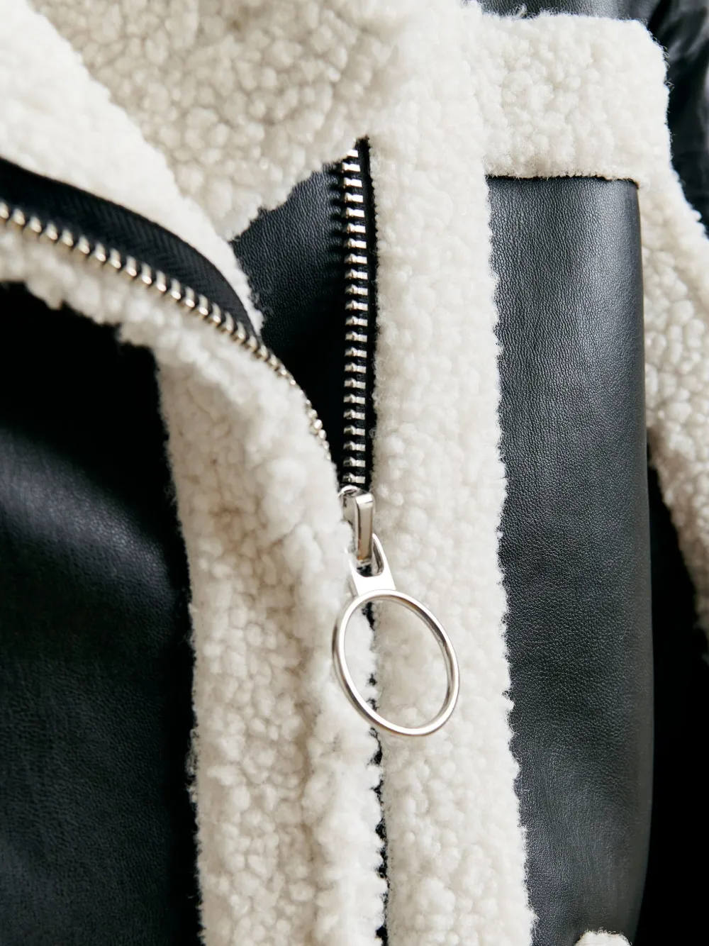 Essentiel Antwerp faux-fur jacket Zwart