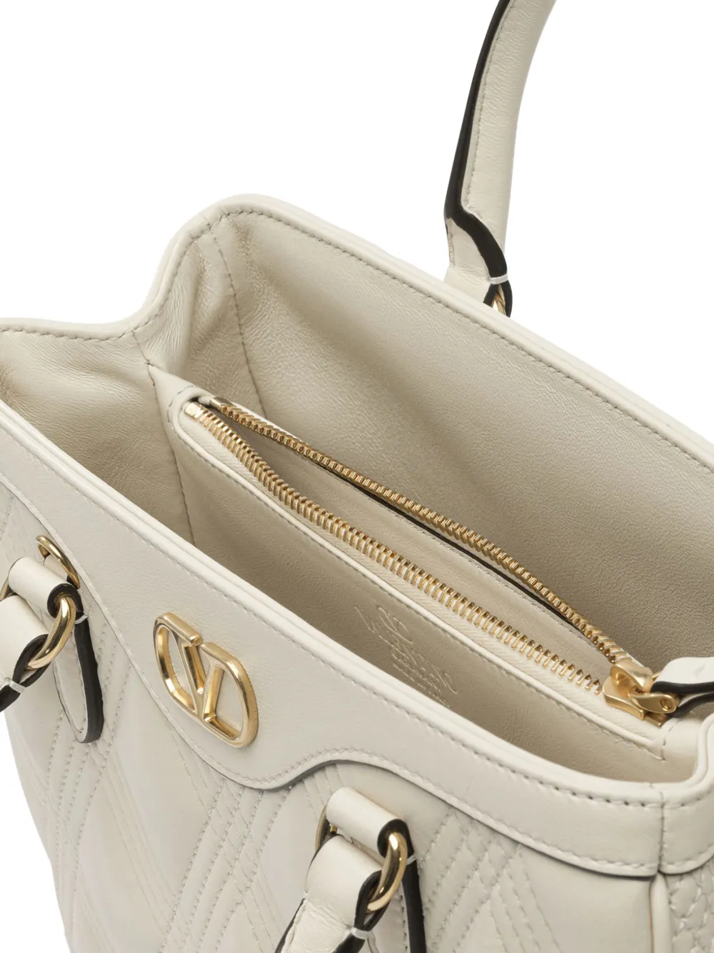 Valentino Garavani v-logo quilted shoulder bag Wit