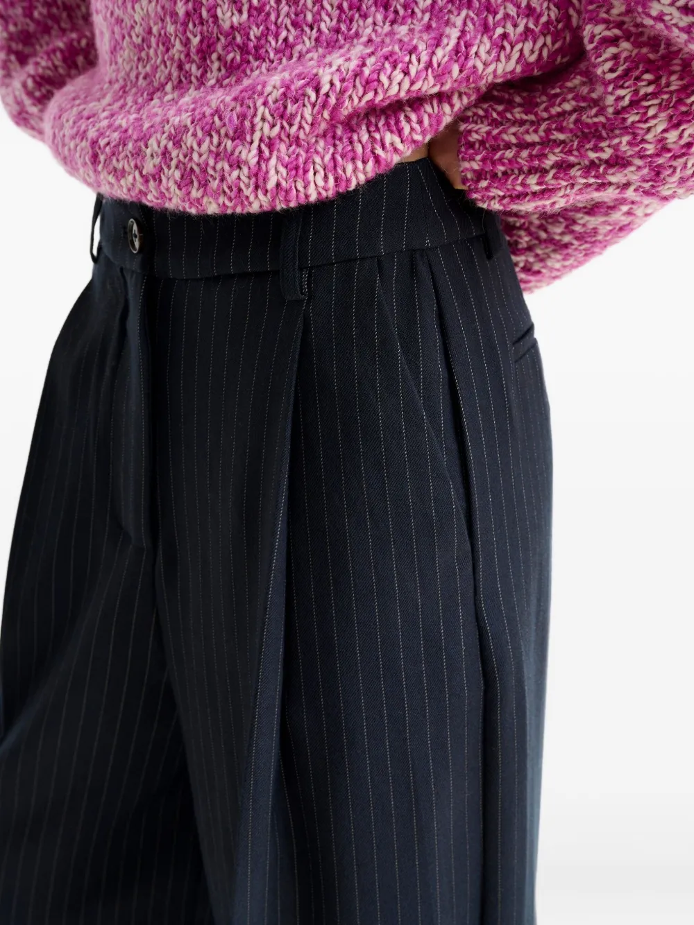 Essentiel Antwerp pinstripe-pattern pleated trousers Blauw