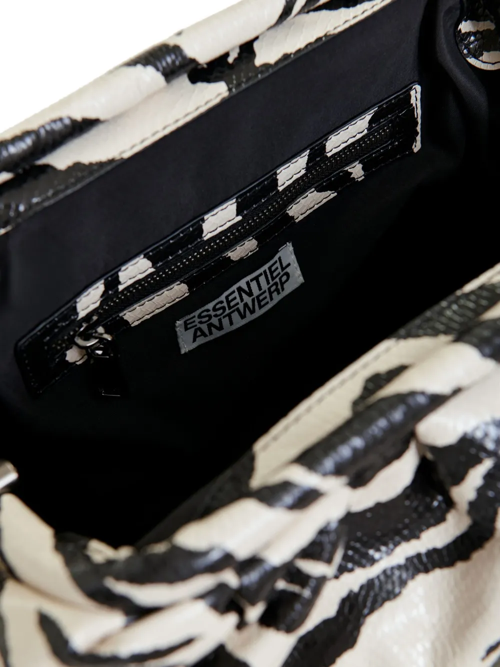 Essentiel Antwerp medium zebra-print shoulder bag Zwart