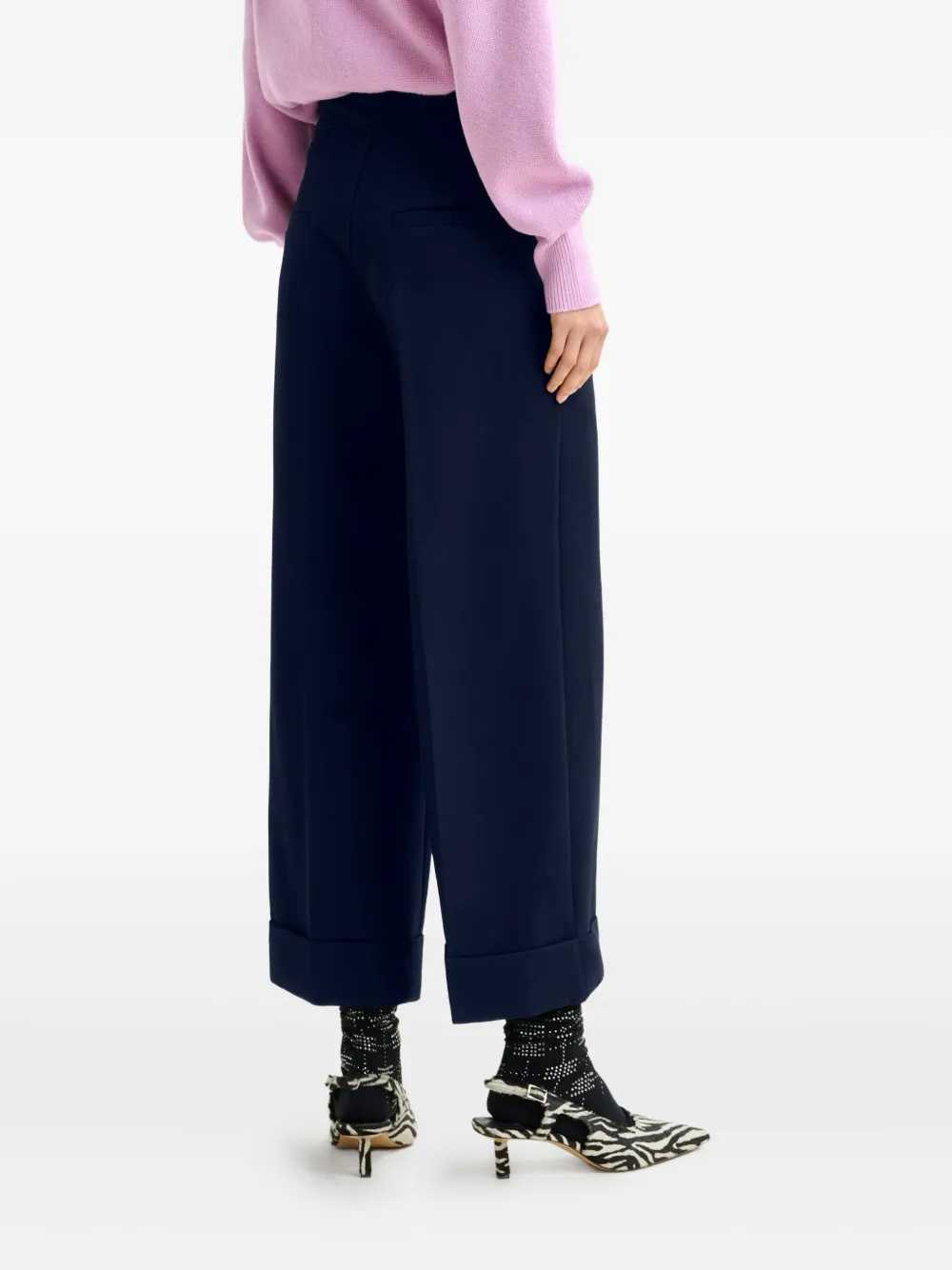 Essentiel Antwerp pressed-crease flared trousers Blauw