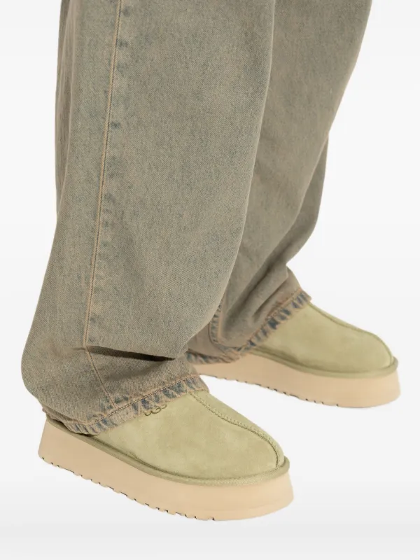 UGG Tazz II Platform Suede Slippers | Green | FARFETCH CA