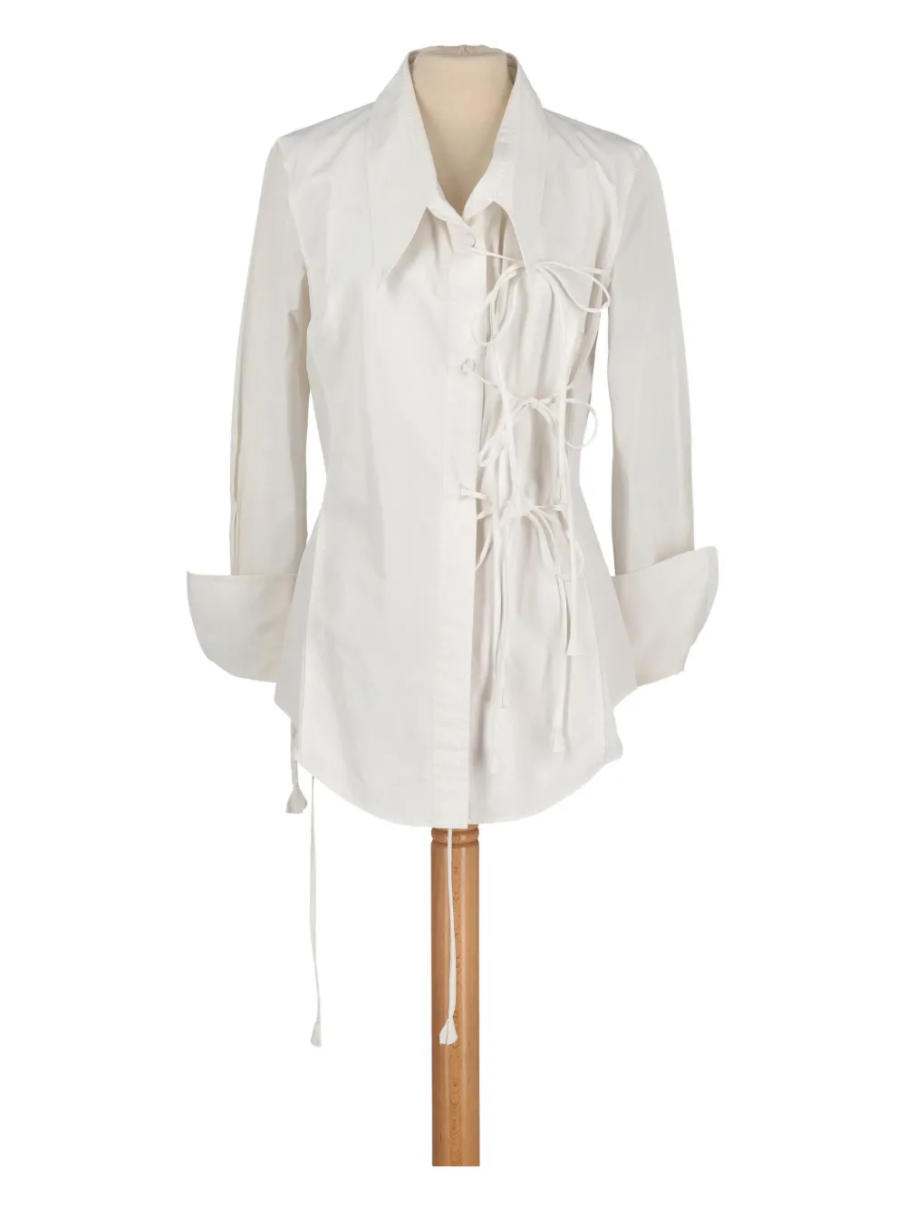 oversize-collar lace-up shirt
