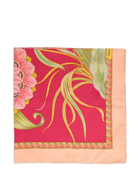 Ferragamo Pre-Owned floral-print silk foulard