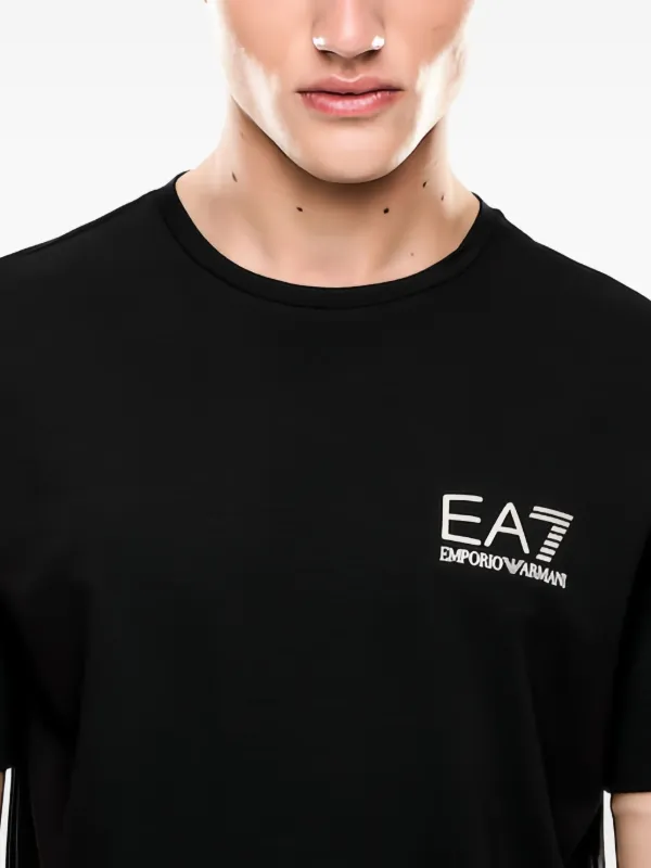 Ea7 Emporio Armani ロゴ Tシャツ | ブラック | FARFETCH JP