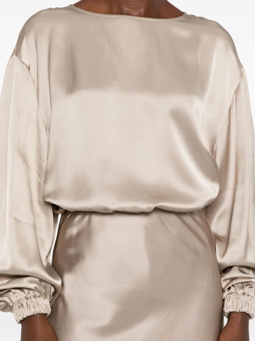Ottod'Ame Satijnen blouse met elastische cuffs Beige