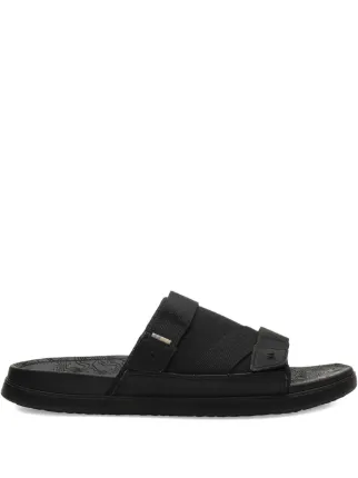 Toms