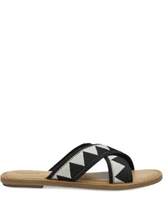 Toms