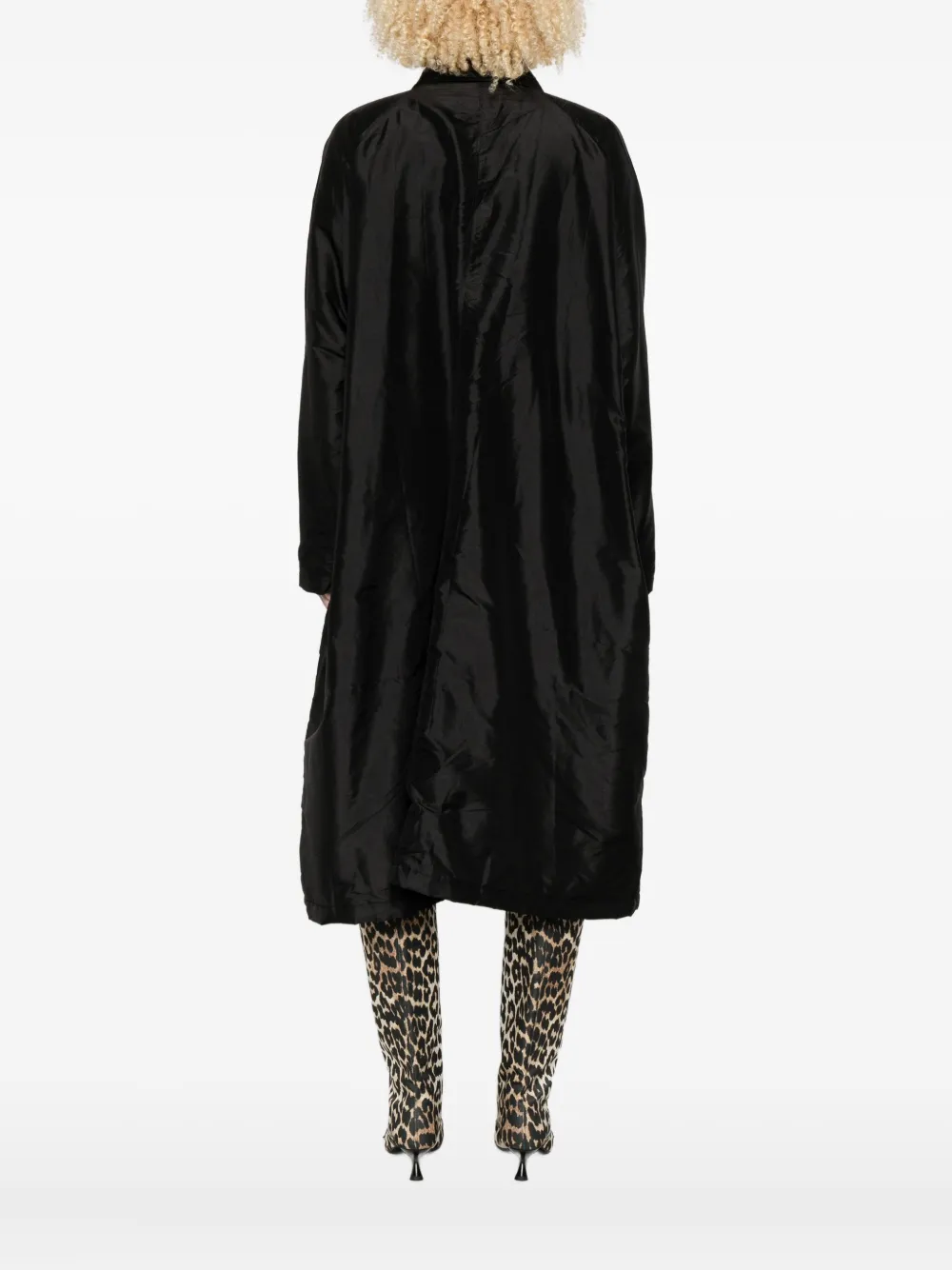 Christian Peau Button-fastening Silk Coat In Black