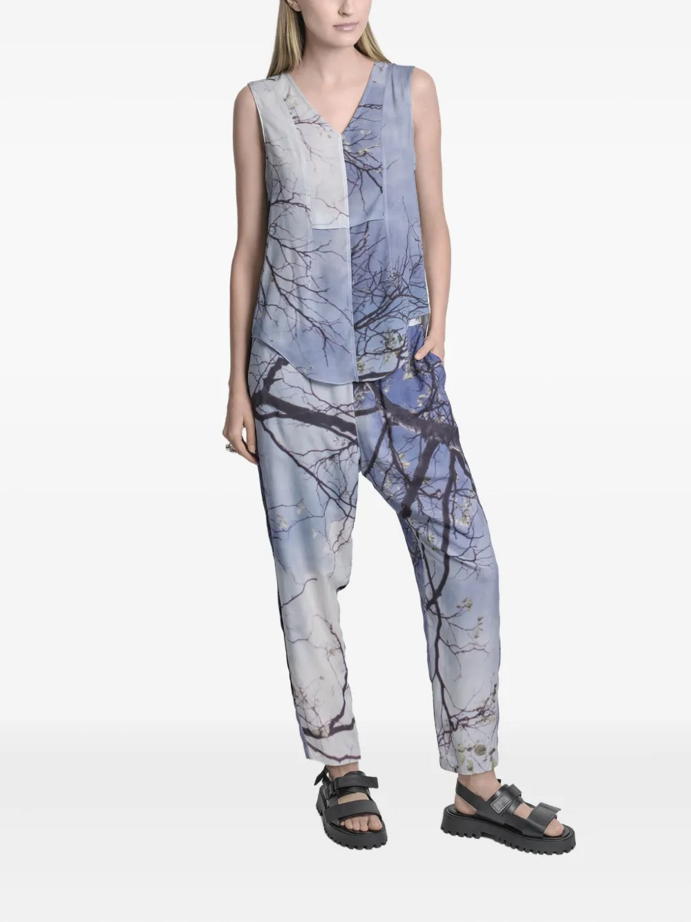 Uma | Raquel Blay Mouwloze top met print - Blauw