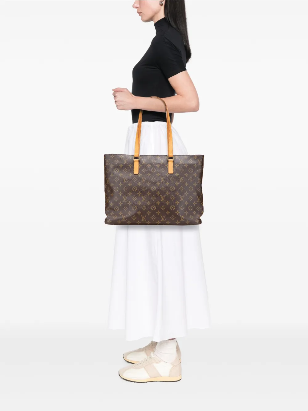 Pre-owned Louis Vuitton 2003 Monogram Luco Tote Bag In Brown