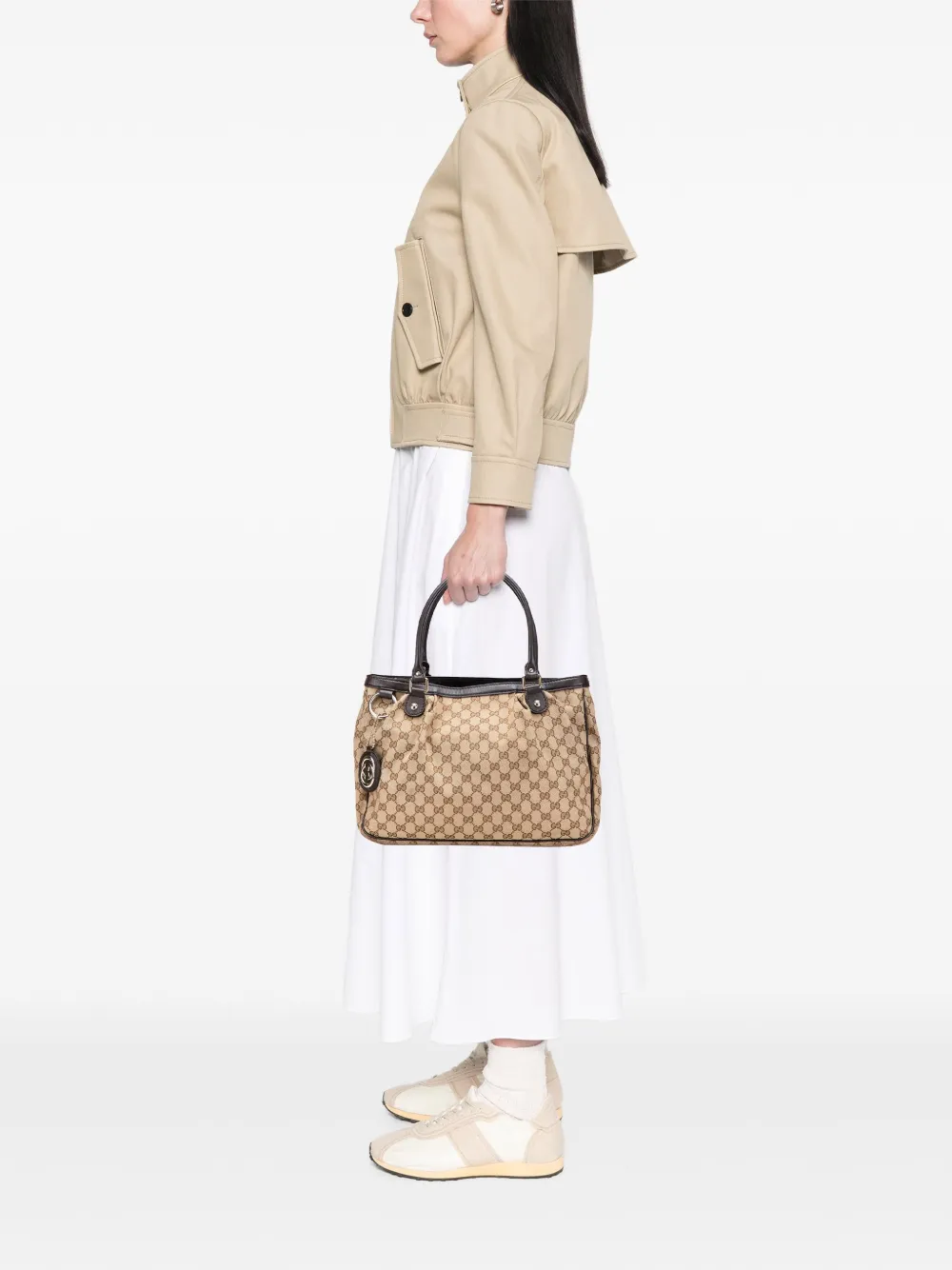Pre-owned Gucci 2016-2025 Gg Canvas Sukey Tote Bag In Brown