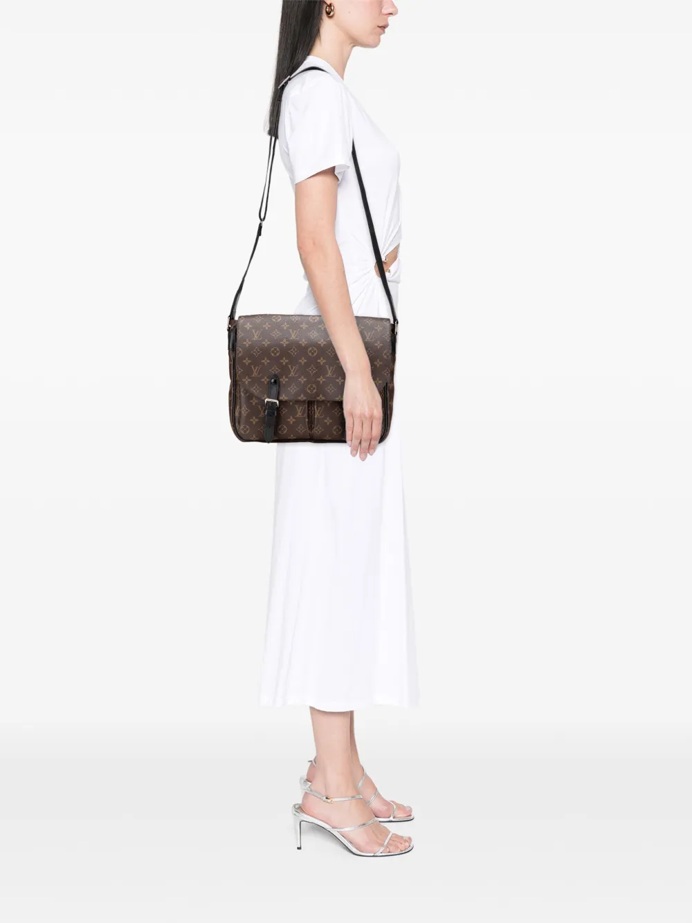 Louis Vuitton Pre-Owned 2016 Monogram Macassar Christopher Messenger crossbody bag | Pre-Owned | Image 2
