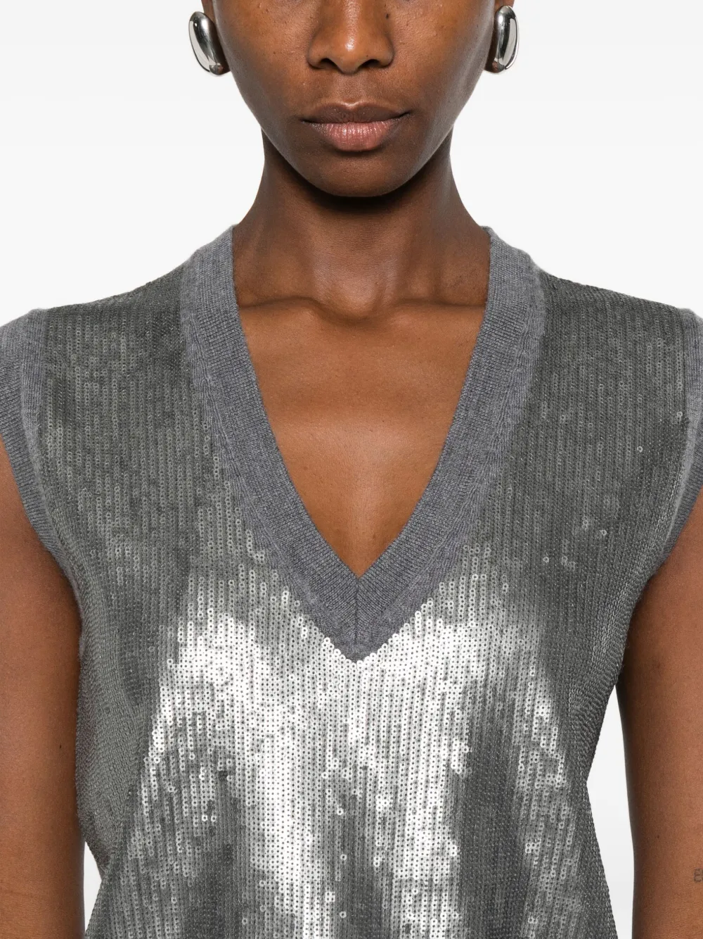 Alpha Studio Sequin-embellished V-neck Knitted Top In Gray