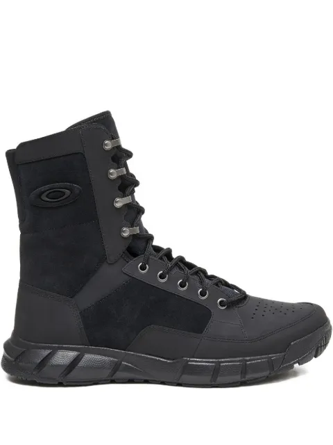 Oakley Coyote LX "Blackout" hiking boots