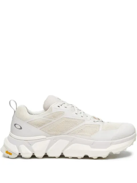 Oakley Light Breathe Triple White 运动鞋